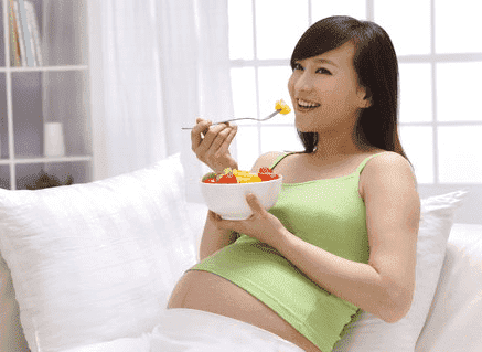 试管移植后的患者可以坐飞机，但是需要采取一些预防措施