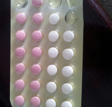 分析做试管塞芬吗通的作用，白片与红片的功效有差别